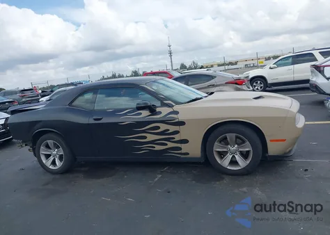 2020 Dodge Challenger Sxt z USA, uszkodzony, nr VIN 2C3CDZAGXLH103769